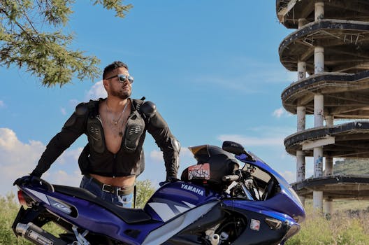 Beyond the Tow Truck: Smart Strategies for Motorcycle Breakdown Insurance